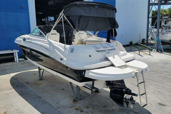 2007 Sea Ray 26