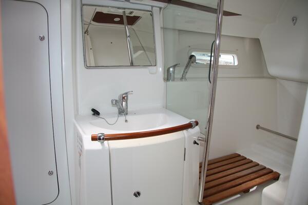 37ft Beneteau Yacht For Sale