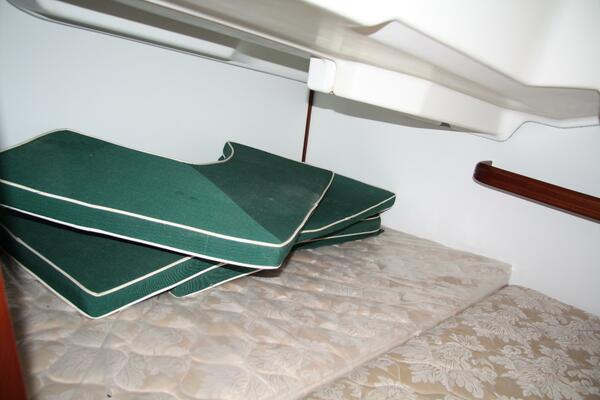 37ft Beneteau Yacht For Sale