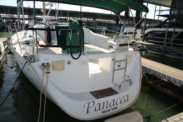 37ft Beneteau Yacht For Sale
