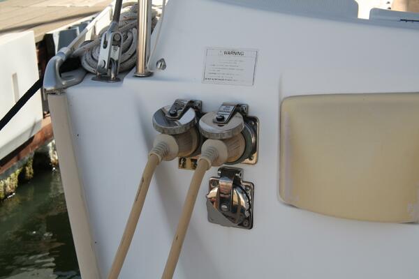 37ft Beneteau Yacht For Sale