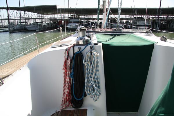 37ft Beneteau Yacht For Sale