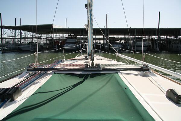 37ft Beneteau Yacht For Sale