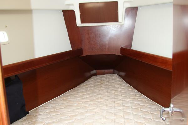 37ft Beneteau Yacht For Sale