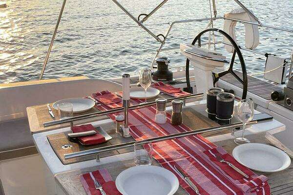 Beneteau Oceanis Yacht For Sale