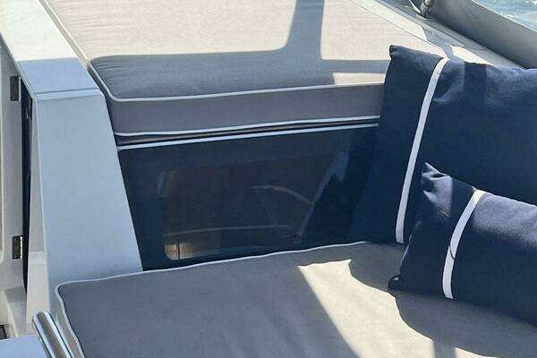 Beneteau Oceanis Yacht For Sale