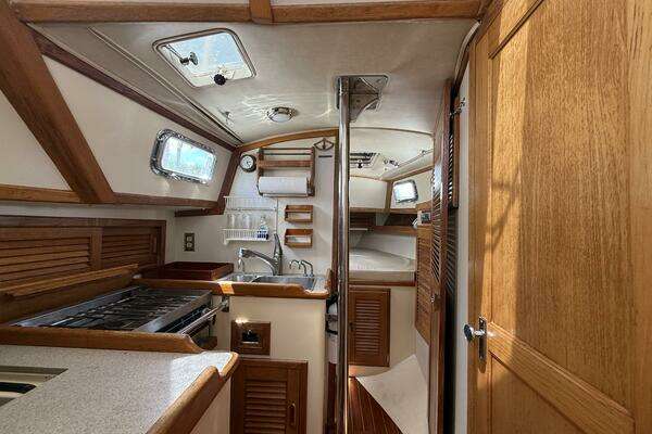 Photo of the 1994 Pacific Seacraft Pilothouse 32 "Oh Kay Getaway"