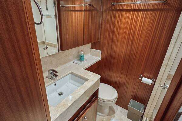 Ocean Alexander 72 Yacht For Sale