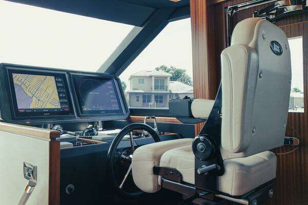 Ocean Alexander 72 Yacht For Sale