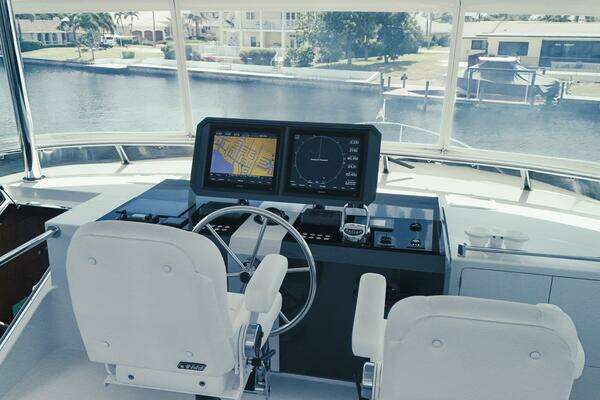 Ocean Alexander 72 Yacht For Sale