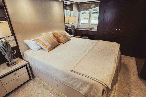 Ocean Alexander 72 Yacht For Sale
