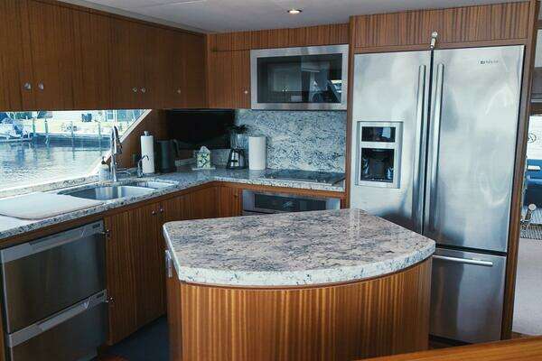 Ocean Alexander 72 Yacht For Sale