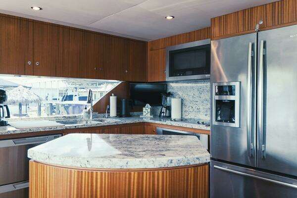 Ocean Alexander 72 Yacht For Sale