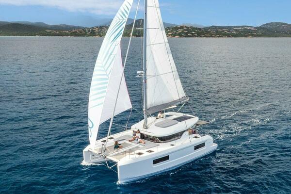 Lagoon38CatamaranOnOrder 38ft Lagoon Yacht For Sale