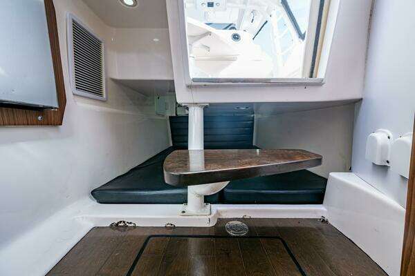 Everglades 350LX Yacht For Sale