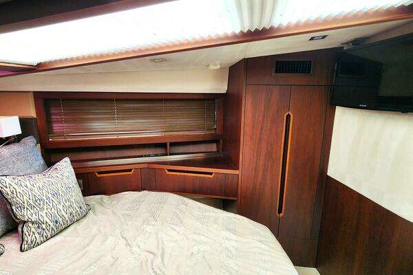 Galeon 430 HTC Yacht For Sale