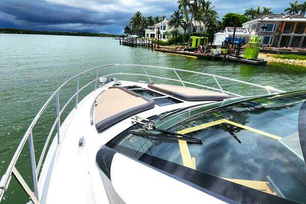 Galeon 430 HTC Yacht For Sale