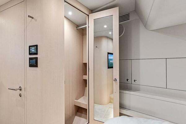 67ft Scout Yacht For Sale