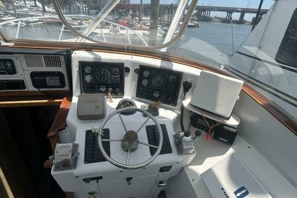 Photo of the 1992 Talon 36 Express