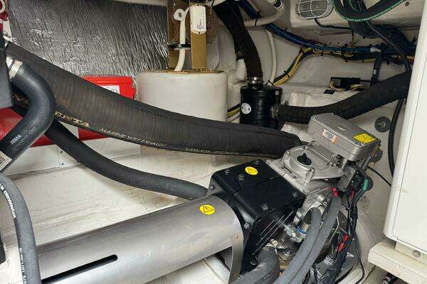 Cruisers Yachts 45 Cantius Yacht For Sale