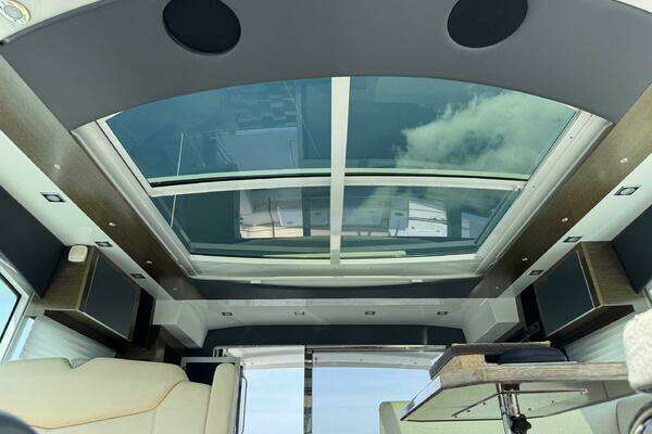 Cruisers Yachts 45 Cantius Yacht For Sale