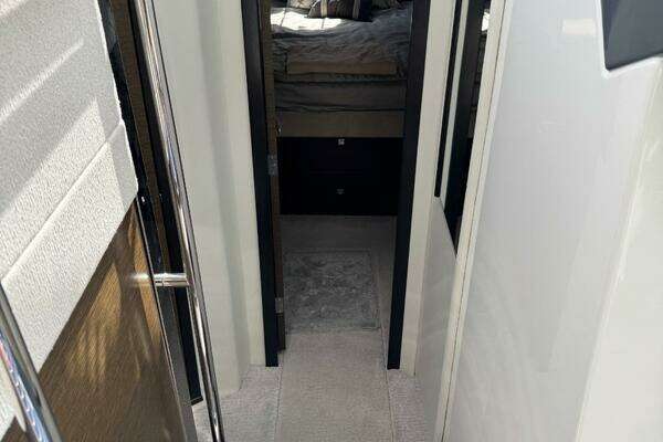 Cruisers Yachts 45 Cantius Yacht For Sale