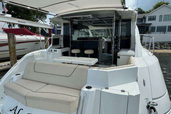 Cruisers Yachts 45 Cantius Yacht For Sale
