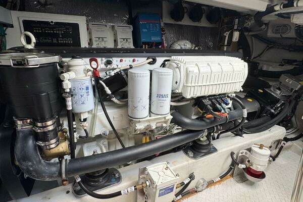 Cruisers Yachts 45 Cantius Yacht For Sale