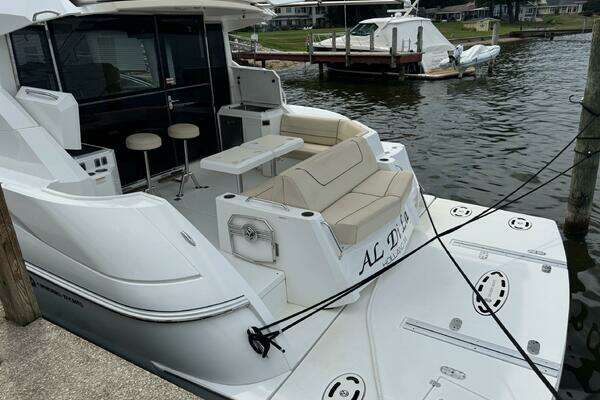 Cruisers Yachts 45 Cantius Yacht For Sale