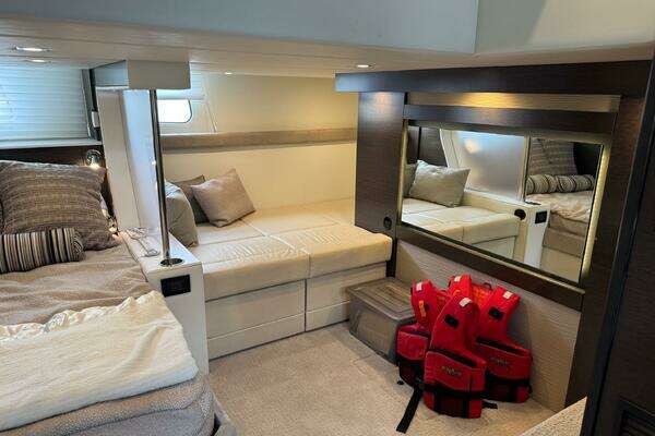 Cruisers Yachts 45 Cantius Yacht For Sale