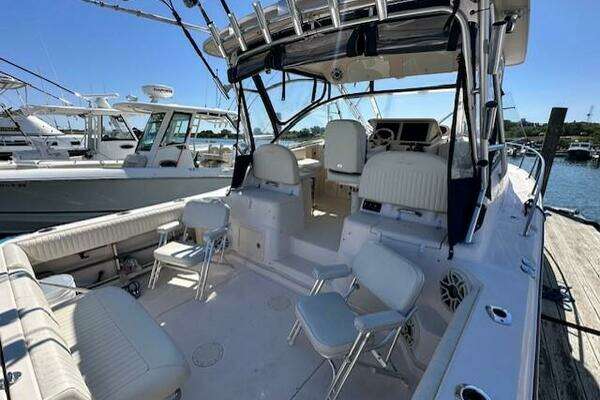 Photo of the 2008 Grady-White 330 Express