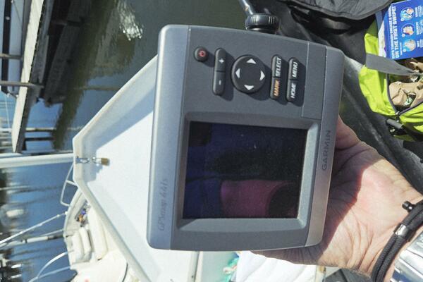17ft Boston Whaler Yacht For Sale