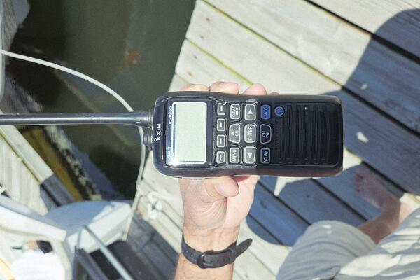 17ft Boston Whaler Yacht For Sale