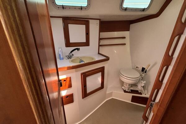PATRIOT 38ft Freedom Yacht For Sale