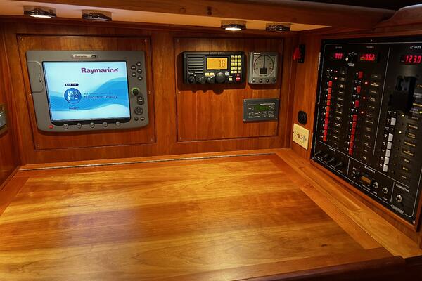 PATRIOT 38ft Freedom Yacht For Sale