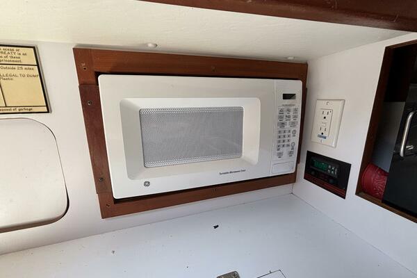 PATRIOT 38ft Freedom Yacht For Sale