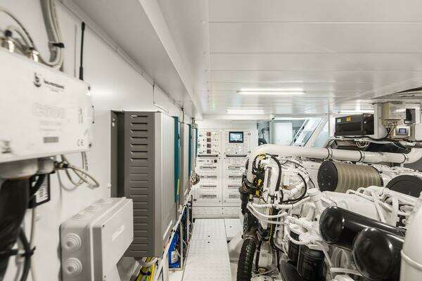 Sanlorenzo SL86 Yacht For Sale