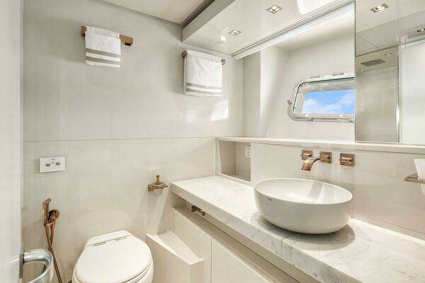 Sanlorenzo SL86 Yacht For Sale