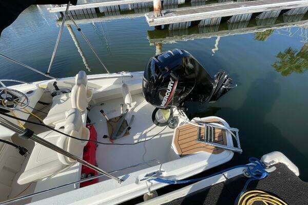 Photo of the 2021 Boston Whaler 