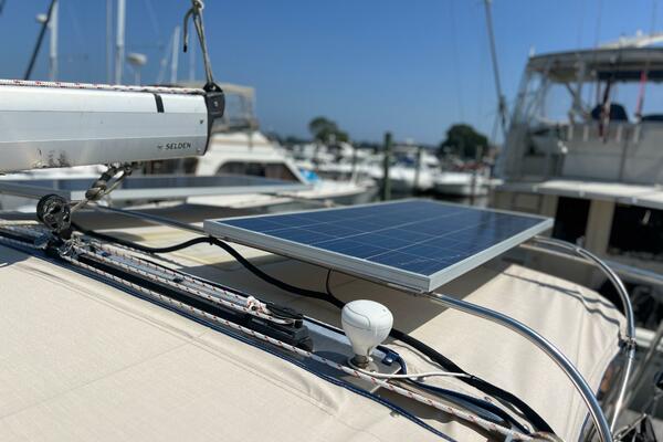 Pursuit 38ft Hunter Yacht For Sale