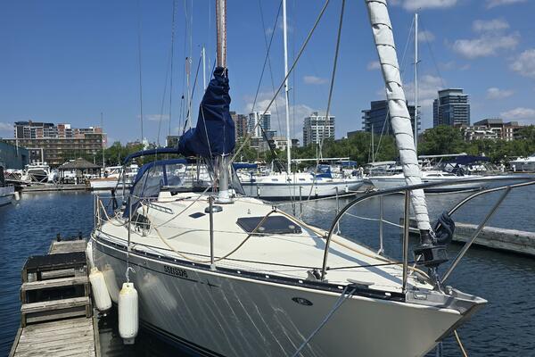 34ft C amp C Yacht For Sale