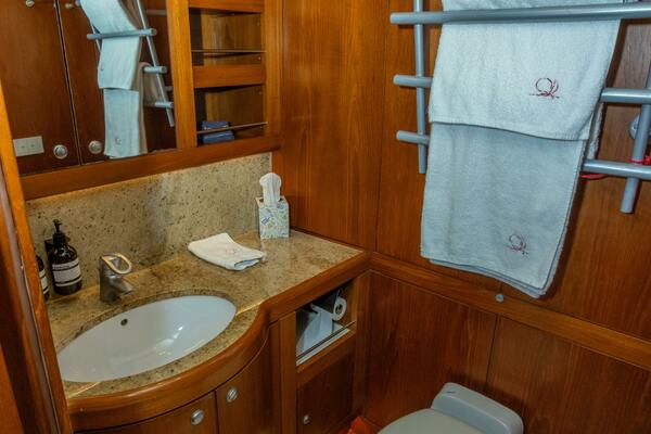 RED SKY 100ft Nautor Swan Yacht For Sale