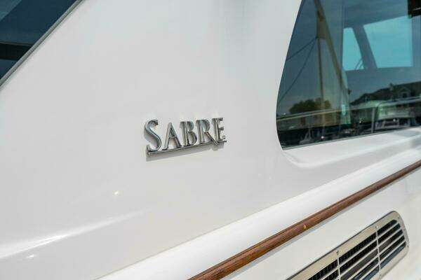 Sabre 43 Salon Express Yacht For Sale