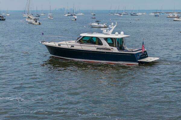 Sabre 43 Salon Express Yacht For Sale