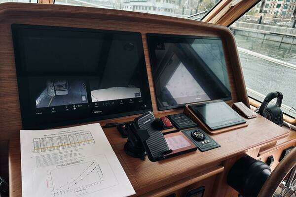 Sabre 43 Salon Express Yacht For Sale