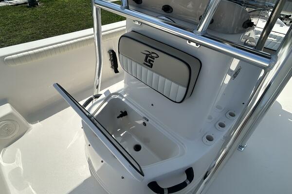 19ft Carolina Skiff Yacht For Sale