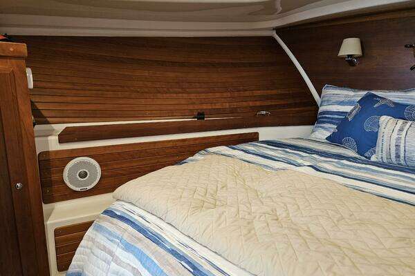 Back Cove 37 Yacht For Sale