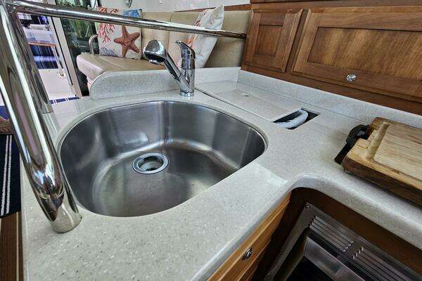 Back Cove 37 Yacht For Sale
