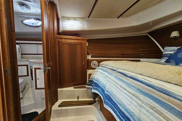 Back Cove 37 Yacht For Sale