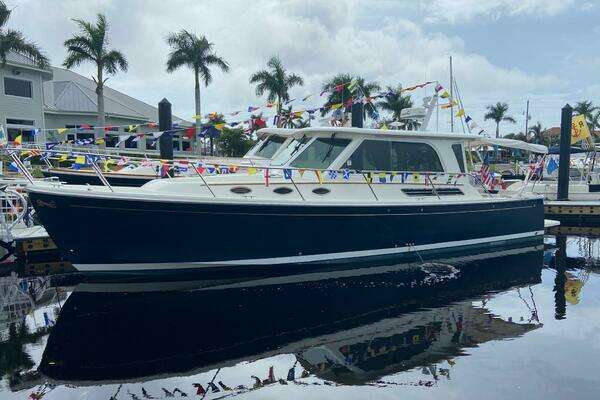 38-ft-Back Cove-2017-37-Liberty Call-Punta Gorda Florida United States yacht for sale